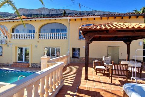 Villa i Calpe, Alicante, Calpe - € 890.000 | Ref: 810/6729 - foto 1
