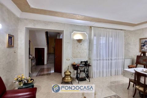 Villa a Sant'Antimo, Naples, Sant'Antimo - € 365.000 | Ref: Sant'Antimo villa via Roma - foto 12