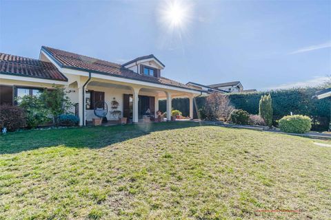 Villa i Orbassano, Turin, Orbassano - € 550.000 | Ref: VOR999 - foto 4