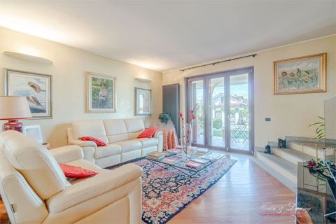 Villa i Orbassano, Turin, Orbassano - € 550.000 | Ref: VOR999 - foto 8