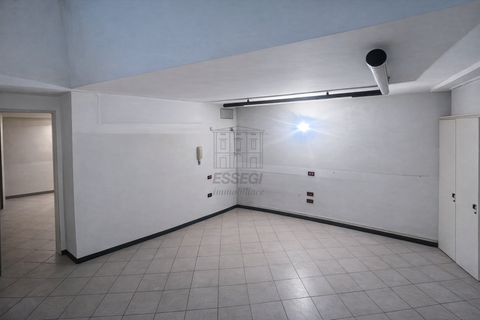 Erhvervsejendom i Lucca, Lucca, Lucca - € 150.000 | Ref: UF04015 - foto 2
