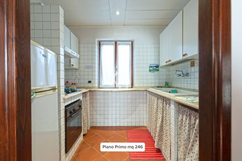 Villa a Bolsena, Viterbo, Bolsena - € 650.000 | Ref: CBI006-2280-333046 - foto 40