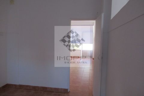 Erhvervsejendom i Amadora, Lisbon, Amadora - € 100.000 | Ref: Imopp-00306 - foto 11