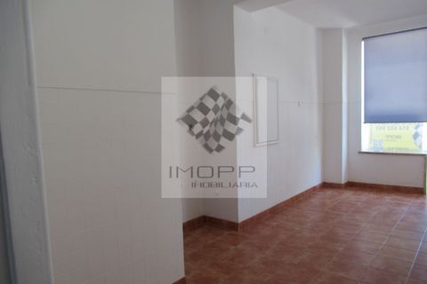 Erhvervsejendom i Amadora, Lisbon, Amadora - € 100.000 | Ref: Imopp-00306 - foto 15