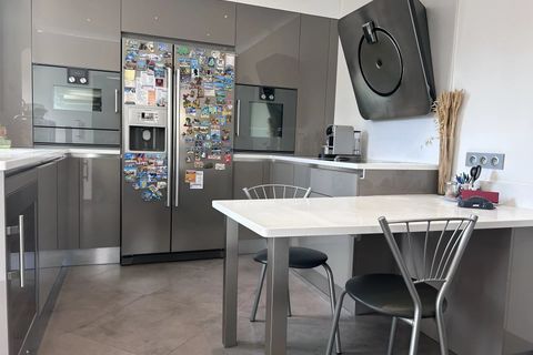 Villa i Cagnes-sur-Mer, Alpes-Maritimes, Cagnes-sur-Mer - € 900.000 | Ref: 86757786 - foto 8