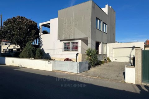 Villa i Esposende, Braga, Esposende - € 420.000 | Ref: 039260001 - foto 1
