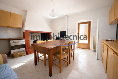 Villa i Arezzo, Arezzo, Arezzo - € 280.000 | Ref: V015RI - foto 1