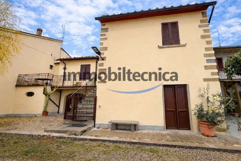 Villa i Arezzo, Arezzo, Arezzo - € 280.000 | Ref: V015RI - foto 5