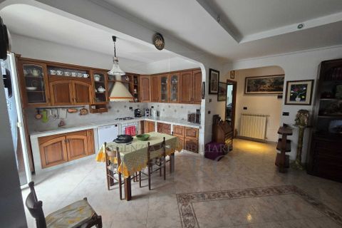 Lejlighed i Ventimiglia, Imperia, Ventimiglia - € 300.000 | Ref: 23746 - foto 2