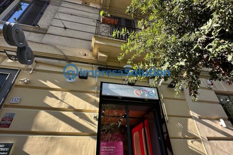 Erhvervsejendom i Naples, Naples, Naples - € 300.000 | Ref: Stazione.b - foto 1