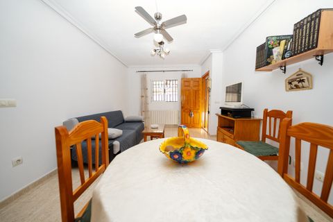 Lejlighed i Playa Flamenca, Alicante, Playa Flamenca - € 179.500 | Ref: V-64812 - foto 12