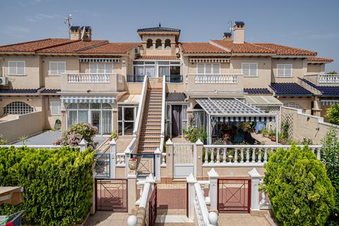 Lejlighed i Playa Flamenca, Alicante, Playa Flamenca - € 179.500 | Ref: V-64812 - foto 1