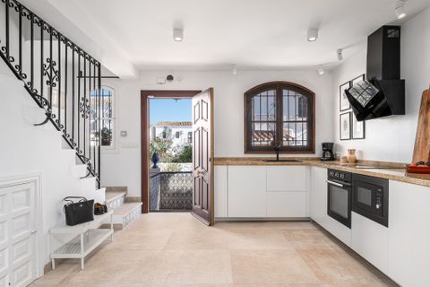 Villa a Nerja, Malaga, Nerja - € 475.000 | Ref: MEO2607 - foto 3