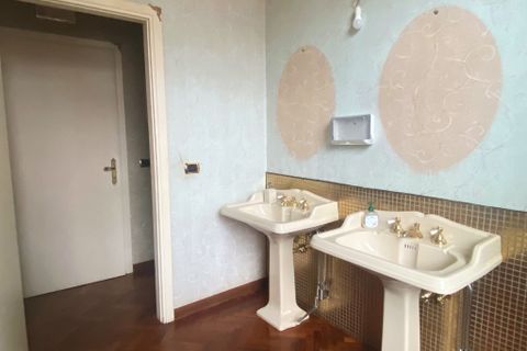 L'establiment comercial a Cervia, Ravenna, Cervia - € 2.500/mes | Ref: AF 226 - foto 4