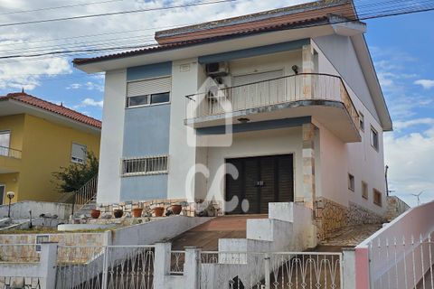 Villa i Loures, Lisbon, Loures - € 650.000 | Ref: 409/M/00055 - foto 3