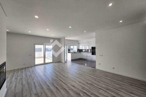 Villa a Seixal, Setubal, Seixal - € 515.000 | Ref: 373 - foto 17