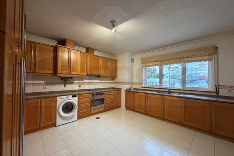 Villa a Aveiro, Aveiro, Aveiro - € 3.500/mes | Ref: AV26/018 - foto 12