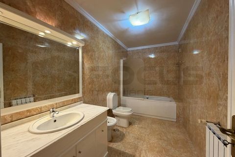 Villa a Aveiro, Aveiro, Aveiro - € 3.500/mes | Ref: AV26/018 - foto 24