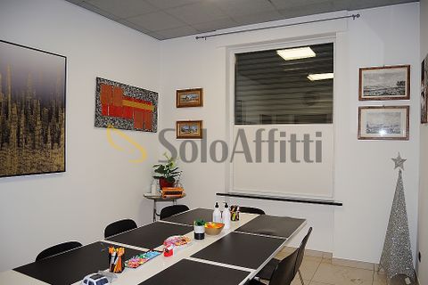 L'establiment comercial a Settimo Torinese, Turin, Settimo Torinese - € 400/mes | Ref: AA1262 - foto 2