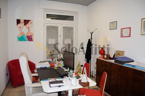 L'establiment comercial a Settimo Torinese, Turin, Settimo Torinese - € 400/mes | Ref: AA1262 - foto 8
