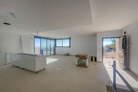 Villa i Polop, Alicante, Polop - € 470.000 | Ref: LUX5815 - foto 14