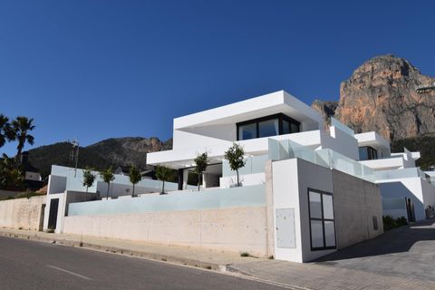 Villa a Polop, Alicante, Polop - € 745.000 | Ref: ONPOLOP/10946 - foto 4
