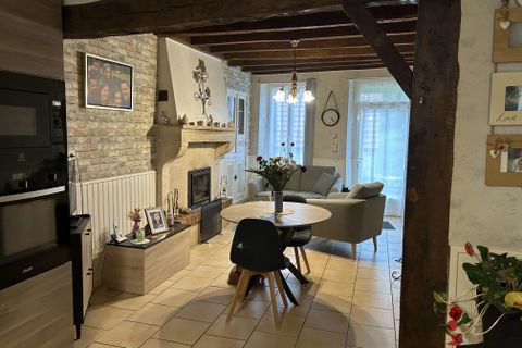 Villa a Prissac, Indre, Prissac - € 109.000 | Ref: BVI84444 - foto 3