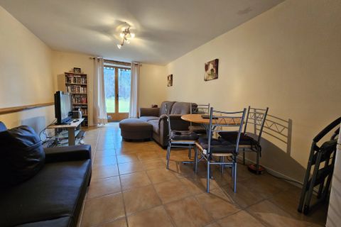Landsbyhus i Lesignac-Durand, Charente, Lesignac-Durand - € 99.000 | Ref: BVI84353 - foto 3