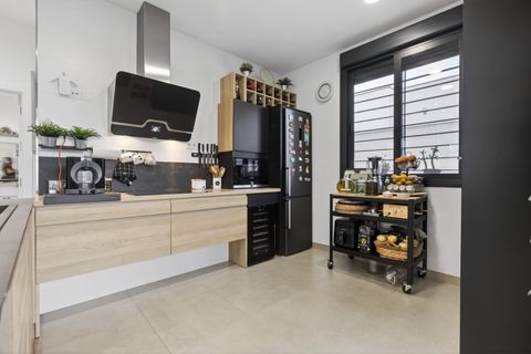 Villa a Sevilla, Sevilla, Sevilla - € 350.000 | Ref: 3d820ccb-5fd8-469b-a - foto 15
