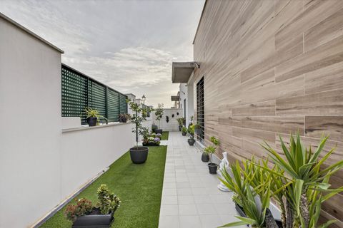 Villa a Sevilla, Sevilla, Sevilla - € 350.000 | Ref: 3d820ccb-5fd8-469b-a - foto 41