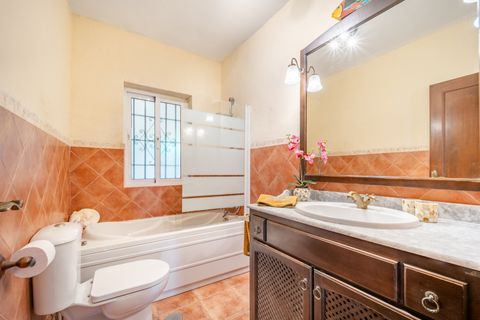 Villa a Marbella, Malaga, Marbella - € 1.190.000 | Ref: HFMs622858 - foto 7