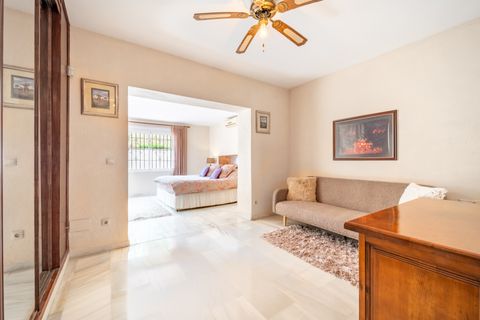 Villa a Marbella, Malaga, Marbella - € 1.190.000 | Ref: HFMs622858 - foto 27