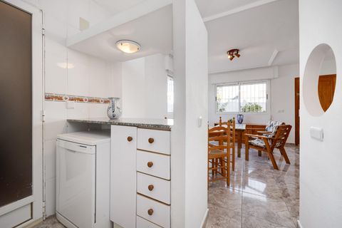 Villa i Orihuela Costa, Alicante, Orihuela Costa - € 237.900 | Ref: 2331-846 - foto 15