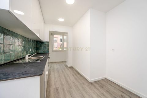 Lejlighed i Queluz, Lisbon, Queluz - € 350.000 | Ref: C0222-06841 - foto 2
