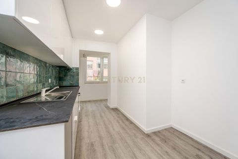 Leilighet i Queluz, Lisbon, Queluz - € 330 000 | Ref: C0222-06842 - foto 3