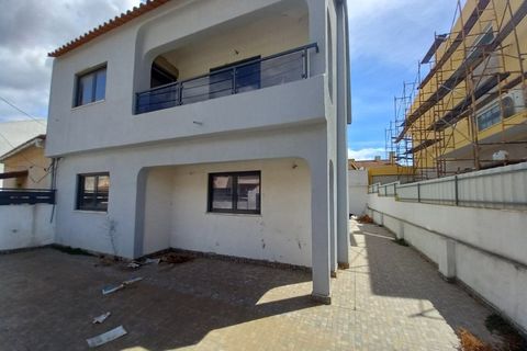 Villa i Amora, Setubal, Amora - € 445.000 | Ref: 26041 - 337 - foto 2