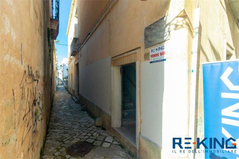 L'establiment comercial a Racale, Lecce, Racale - € 330.000 | Ref: VR311 - foto 3
