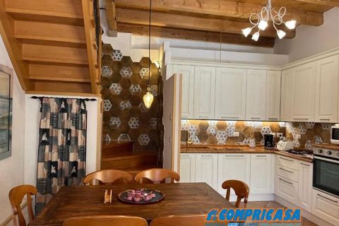 Villa a Bardolino, Verona, Bardolino - € 299.000 | Ref: A10B - foto 2