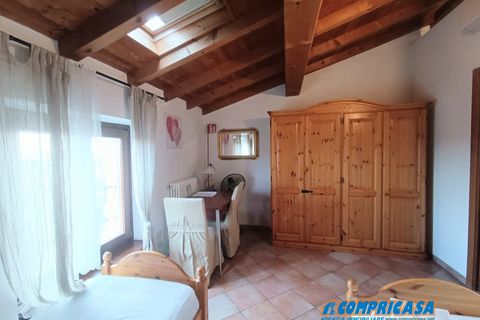 Villa a Bardolino, Verona, Bardolino - € 299.000 | Ref: A10B - foto 12