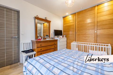 Villa a Boissy-Saint-Léger, Val-de-Marne, Boissy-Saint-Léger - € 255.000 | Ref: DOM28748 - foto 6