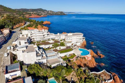 Lejlighed i Saint-Raphaël, Var, Saint-Raphaël - € 590.000 | Ref: DOM28876 - foto 23