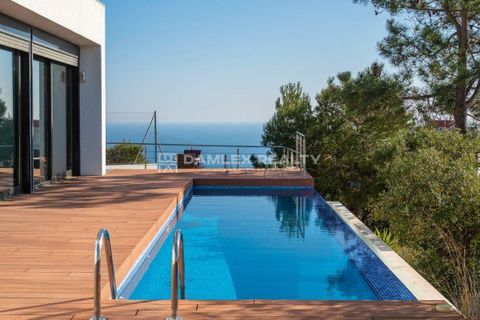 Villa i Lloret De Mar, Gerona, Lloret De Mar - € 1.200.000 | Ref: 75182 - foto 11