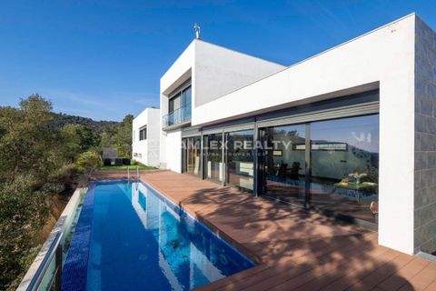 Villa i Lloret De Mar, Gerona, Lloret De Mar - € 1.200.000 | Ref: 75182 - foto 16
