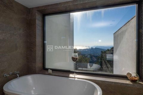 Villa i Lloret De Mar, Gerona, Lloret De Mar - € 1.200.000 | Ref: 75182 - foto 37