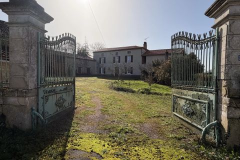 Villa a Courcome, Charente, Courcome - € 183.600 | Ref: BVI84510 - foto 2