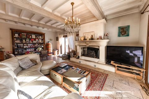 Villa i Fontvieille, Bouches-du-Rhone, Fontvieille - € 1.535.000 | Ref: HH-16088506 - foto 1