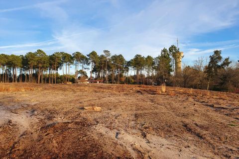 Grond in Castets, Landes, Castets - € 122.000 | Ref: CA13062026C1 - foto 1