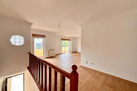 Villa i Alcabideche, Lisbon, Alcabideche - € 630.000 | Ref: ATL3720-1 - foto 2