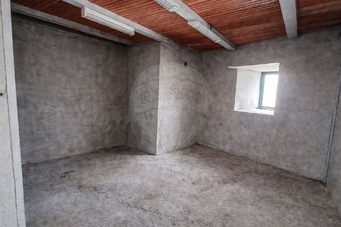 Garage i Santo Onofre e Serra do Bouro, Leiria, Santo Onofre e Serra do Bouro - € 51.000 | Ref: 121701557-5 - foto 7