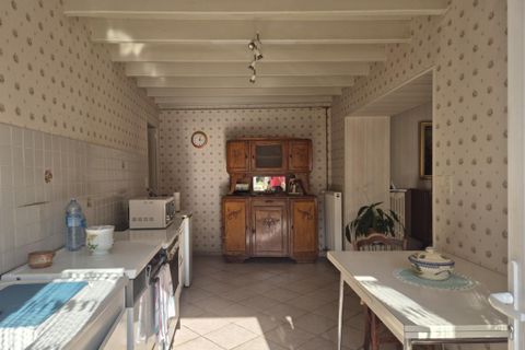 Villa a Aigre, Charente, Aigre - € 109.600 | Ref: 245_FLR-0025407 - foto 5
